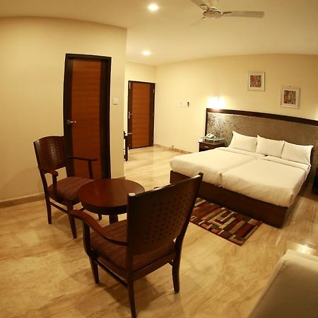 D Breeze Suites Devanahalli Luaran gambar