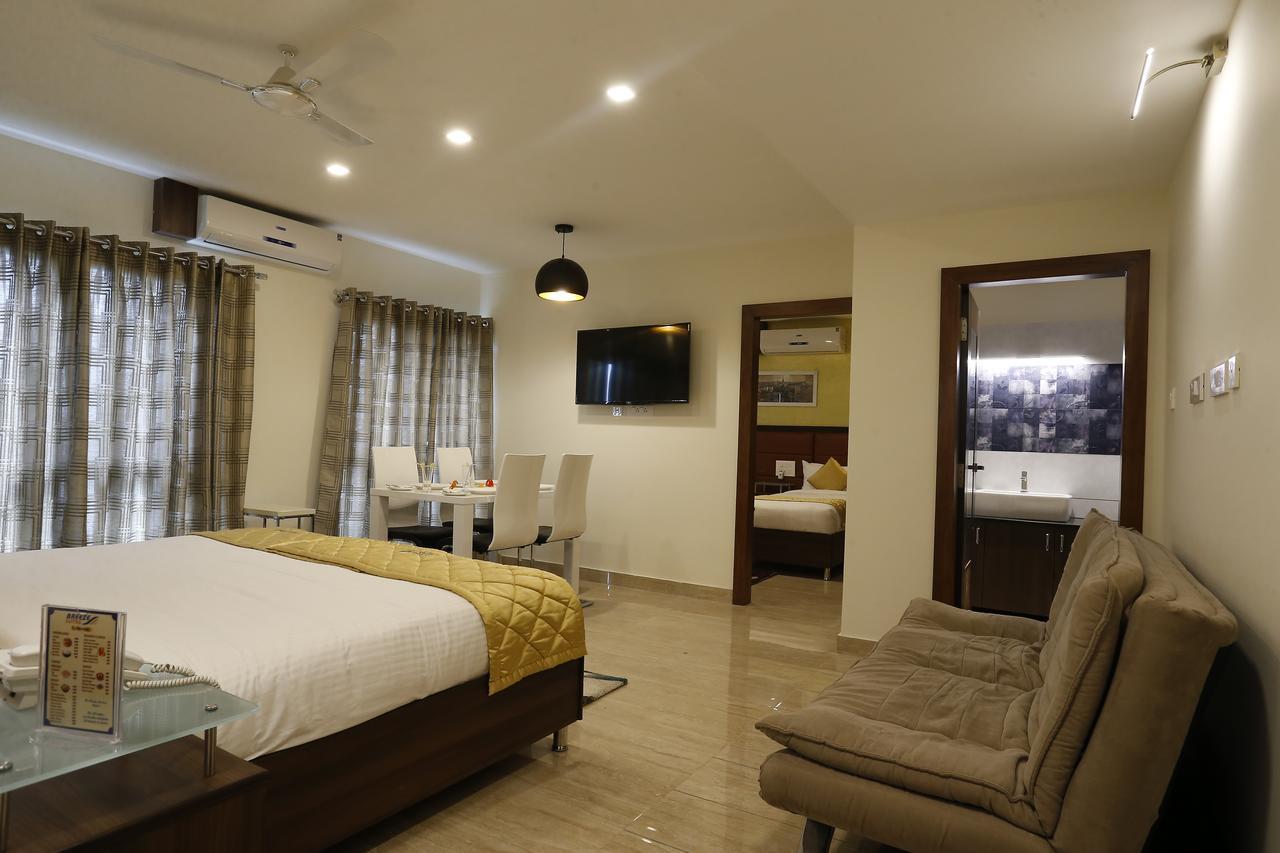 D Breeze Suites Devanahalli Luaran gambar