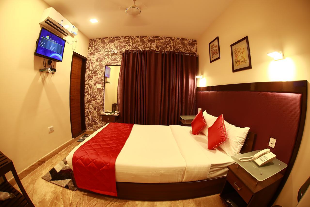 D Breeze Suites Devanahalli Bilik gambar