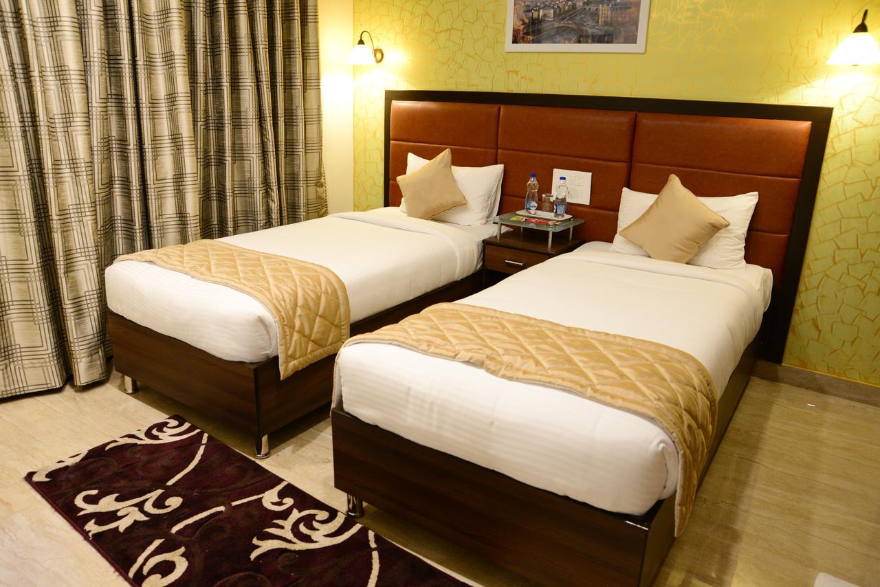 D Breeze Suites Devanahalli Luaran gambar