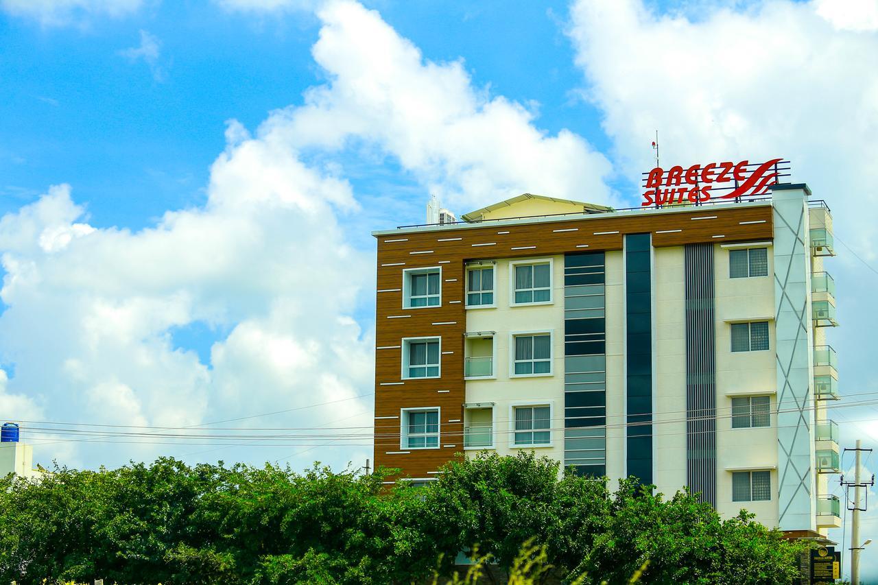 D Breeze Suites Devanahalli Luaran gambar