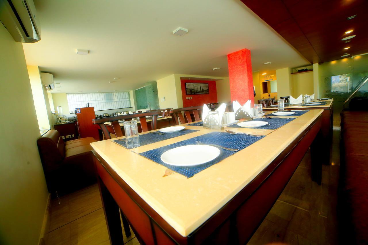 D Breeze Suites Devanahalli Bilik gambar