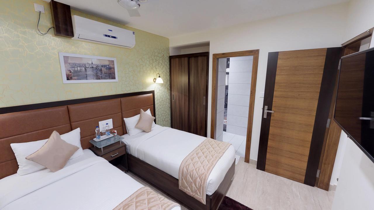 D Breeze Suites Devanahalli Luaran gambar
